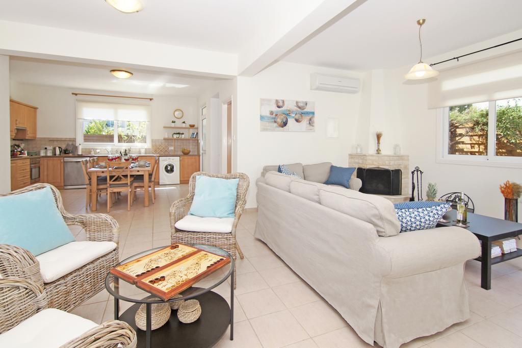 Villa Celine Protaras Extérieur photo